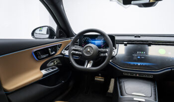 Mercedes-Benz E300/2024/GCC/Brand new/Under Warranty full