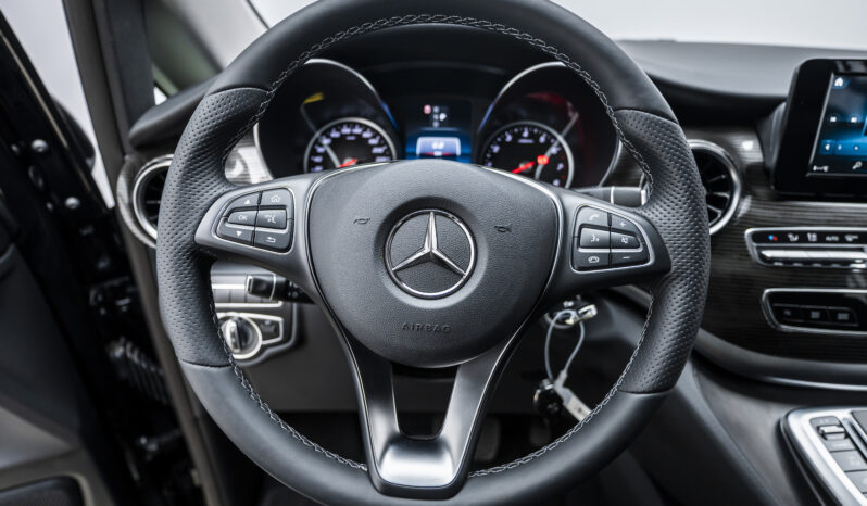 Mercedes-Benz V250 Avantgarde/2024/GCC/Brand New/Under Warranty full