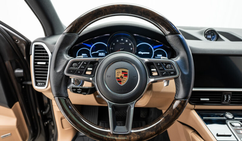 Porsche Cayenne/2019/GCC/FSH/Very Clean full