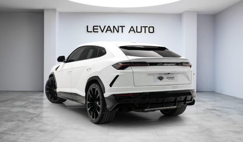 Lamborghini Urus/2021/GCC/Super Clean full