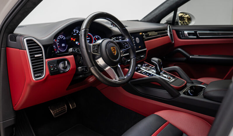 Porsche Cayenne GTS/2022/GCC/Perfect Condition/Under Warranty full