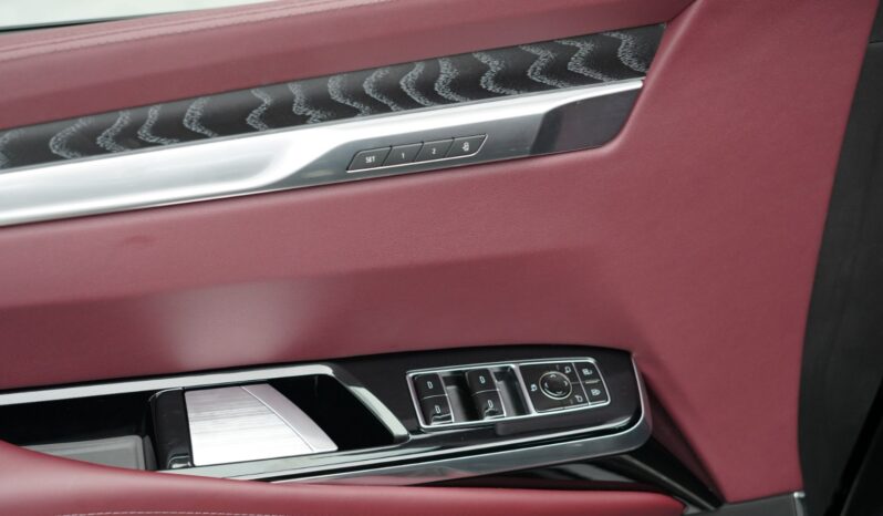 Cadillac Escalade Sport/2025/GCC/Brand New/Al Ghandi Warranty & Service Package full