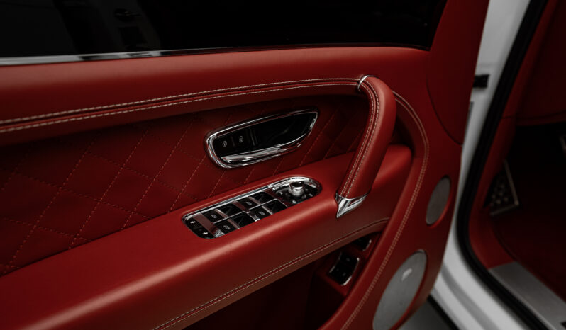 Bentley Bentayga/2017/GCC/Very Clean full