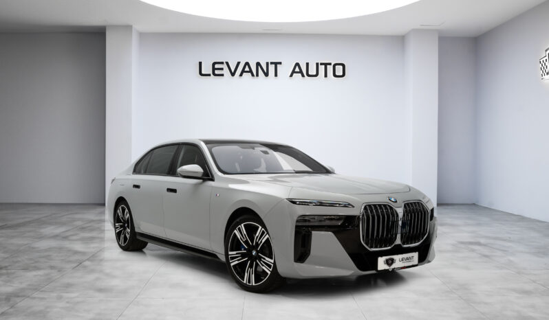 BMW 740 I/2024/GCC/Brand New/Under Warranty full
