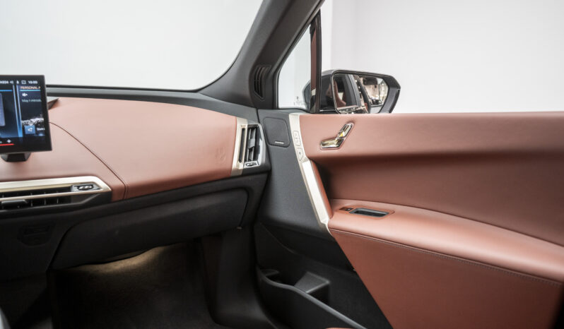 BMW iX/2023/Europe/Brand New full