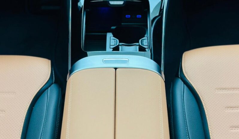 MERCEDES C200 AMG KIT/ GCC / 2026 / 5 YEARS AGENCY WARRANTY / BRAND NEW full