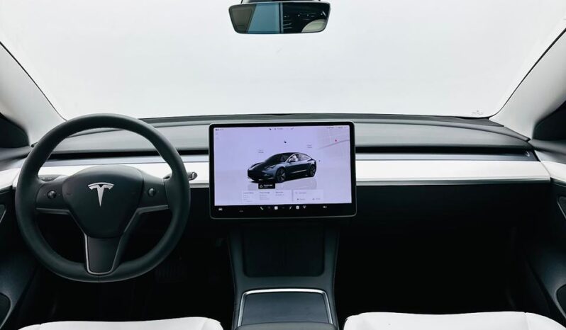 TESLA MODEL 3 / 2023 / GCC / UNDER WARRANTY full