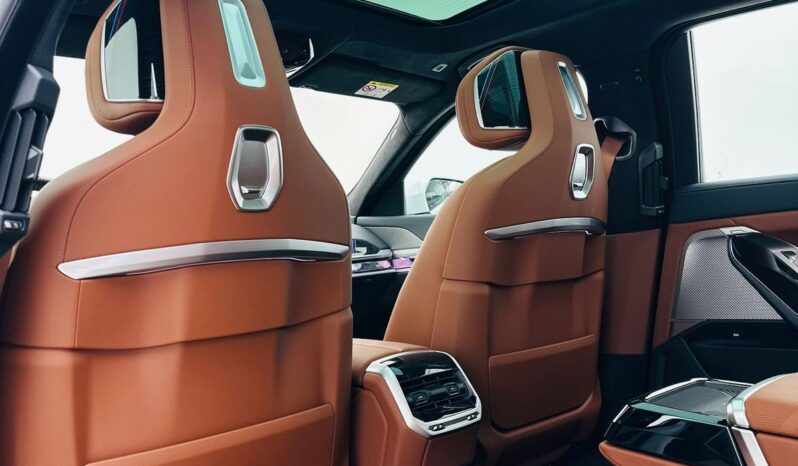 BMW 740i M-Kit / GCC / 2026 / Fully loaded / AGMC Warranty – Service / Brand New full