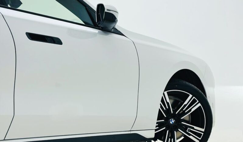 BMW 740i M-Kit / GCC / 2026 / Fully loaded / AGMC Warranty – Service / Brand New full