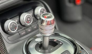 Audi R8 SPYDER V8 / GCC / 2014 / VERY LOW MILEAGE / MINT CONDITION / FULL SERVIES HISTORY full