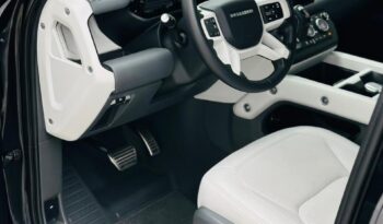 LAND ROVER / DEFENDER 110 / 2025 / GCC / 7 SEATS full