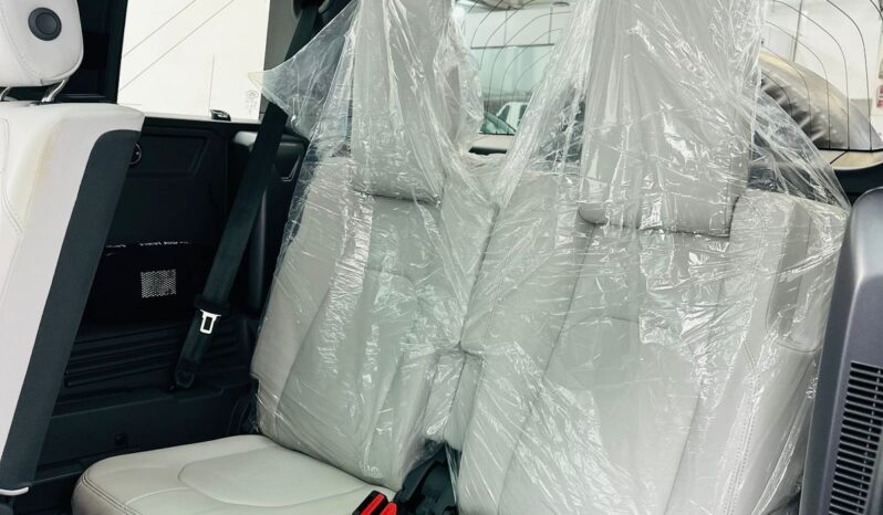 LAND ROVER / DEFENDER 110 / 2025 / GCC / 7 SEATS full