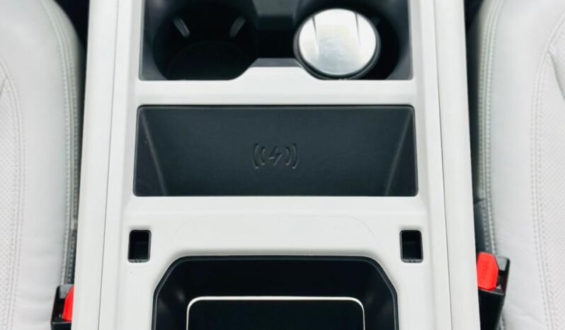 LAND ROVER / DEFENDER 110 / 2025 / GCC / 7 SEATS full