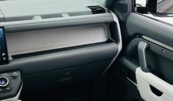 LAND ROVER / DEFENDER 110 / 2025 / GCC / 7 SEATS full