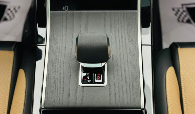 Range Rover / Villar / 2025 / GCC / ZERO / BRAND NEW / UNDER WARRANTY full