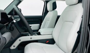 LAND ROVER DEFENDER / X DYNAMIC HSE V6 / GCC / BRAND NEW full