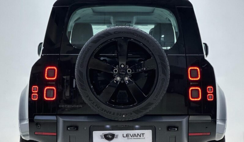 LAND ROVER DEFENDER / X DYNAMIC HSE V6 / GCC / BRAND NEW full