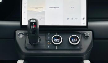 LAND ROVER DEFENDER / X DYNAMIC HSE V6 / GCC / BRAND NEW full