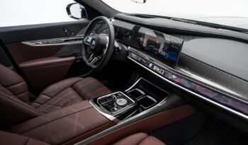 BMW 740i M-Kit / GCC / 2026 / Fully loaded / AGMC Warranty – Service / Brand New full