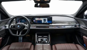 BMW 740i M-Kit / GCC / 2026 / Fully loaded / AGMC Warranty – Service / Brand New full