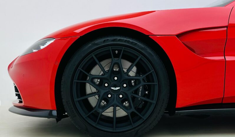 ASTON MARTIN VANTAGE / 2022 / GCC / LOW MILEAGE / UNDER WARRANTY full