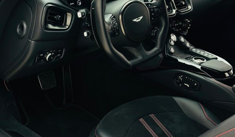 ASTON MARTIN VANTAGE / 2022 / GCC / LOW MILEAGE / UNDER WARRANTY full