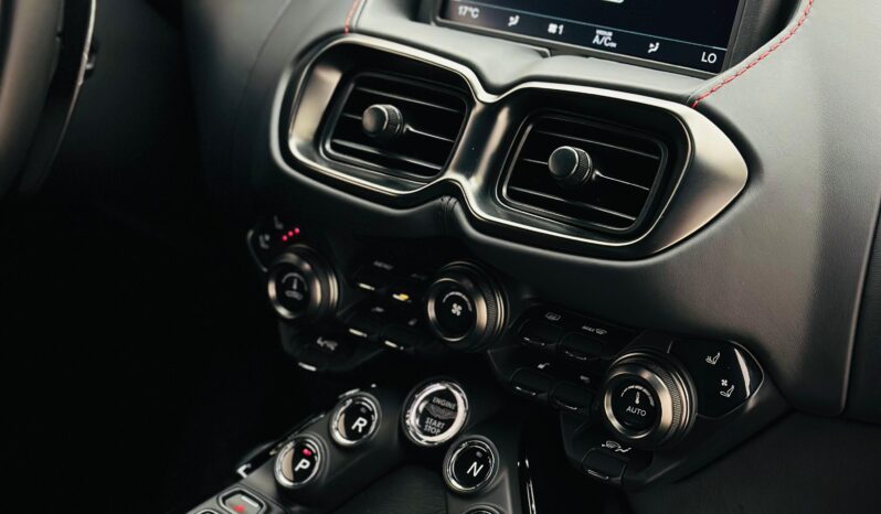 ASTON MARTIN VANTAGE / 2022 / GCC / LOW MILEAGE / UNDER WARRANTY full