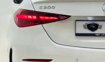 MERCEDES C200 PREMIUM PLUS / 2024 / GCC/ LOW MILEAGE / UNDER WARRANTY AND SERVICE PACKAGE full