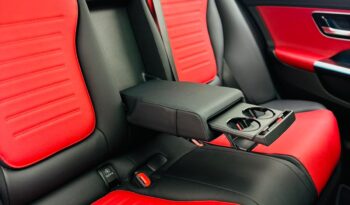 Mercedes C200 / 2024 / Gcc / Low Mileage / Premium / Under Warranty And Service Package full