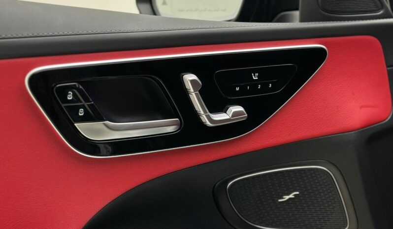 Mercedes C200 / 2024 / Gcc / Low Mileage / Premium / Under Warranty And Service Package full