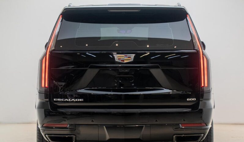 Cadillac Escalade Sport Platinum 2025 / Gcc Specs / ALKINDI CAR / WARRANNTY AND SERVICE CONTRACT full