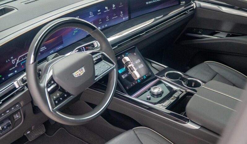 Cadillac Escalade Sport Platinum 2025 / Gcc Specs / ALKINDI CAR / WARRANNTY AND SERVICE CONTRACT full