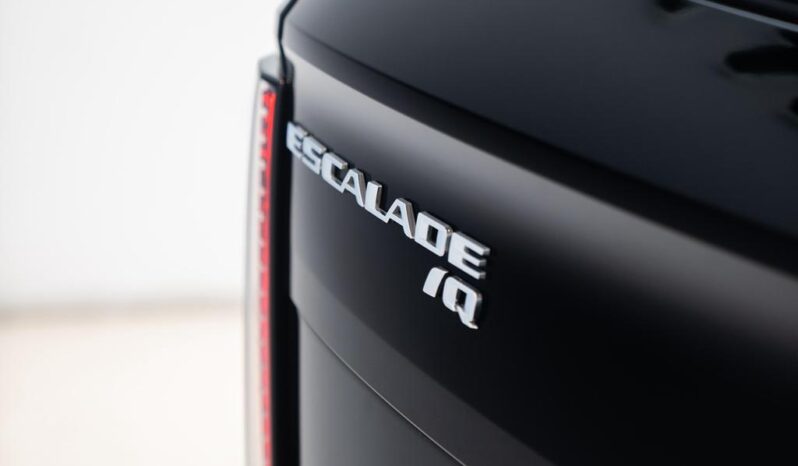 Cadillac Escalade IQ 2025 / Full Electric / American Specs full