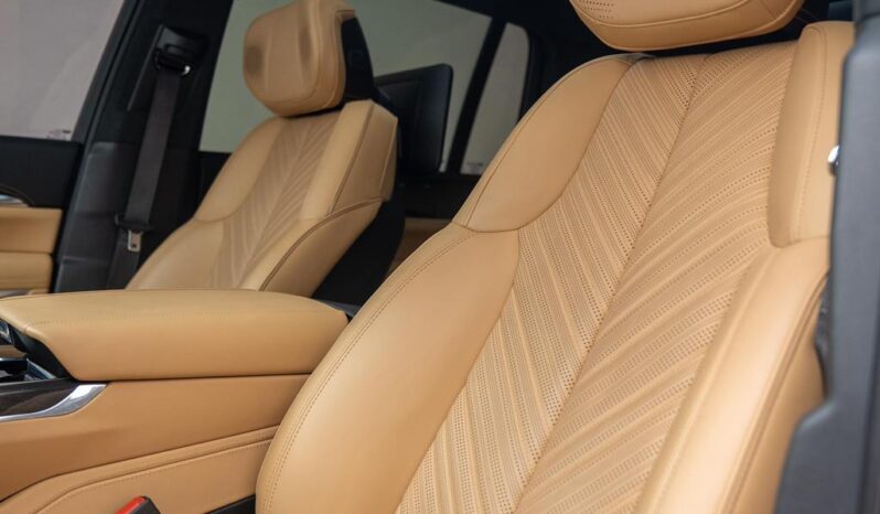 Cadillac Escalade IQ 2025 / Full Electric / American Specs full