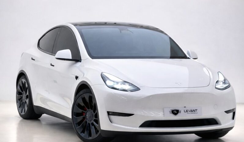 TESLA MODEL Y PERFORMANCE 2024 / GCC SPECS / UNDER WARRANTY full