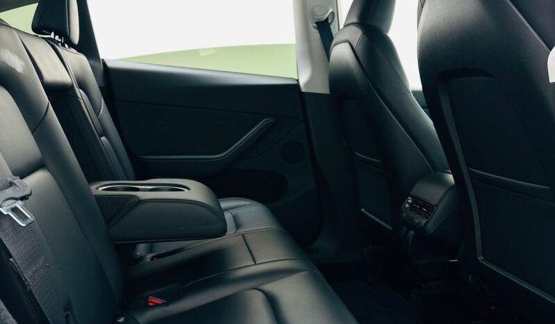 TESLA MODEL Y PERFORMANCE 2024 / GCC SPECS / UNDER WARRANTY full