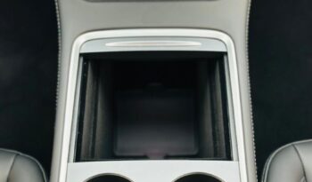 TESLA MODEL Y PERFORMANCE 2024 / GCC SPECS / UNDER WARRANTY full