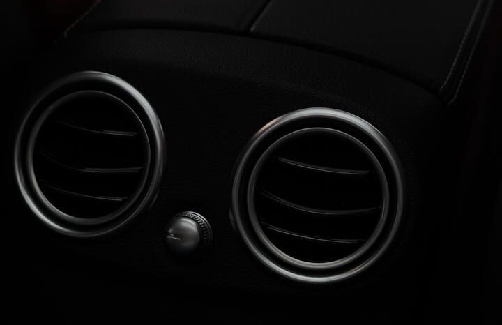 MERCEDES C200 GCC full