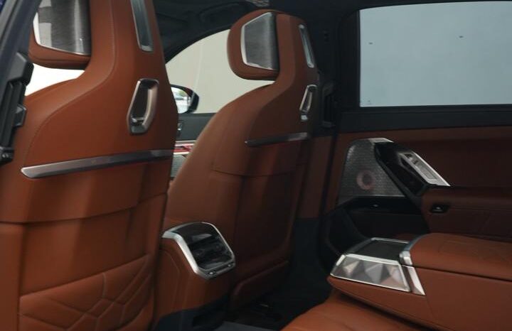 BMW 760I 2024 GCC full