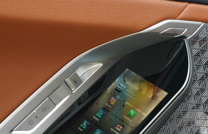 BMW 760I 2024 GCC full