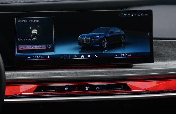 BMW 760I 2024 GCC full