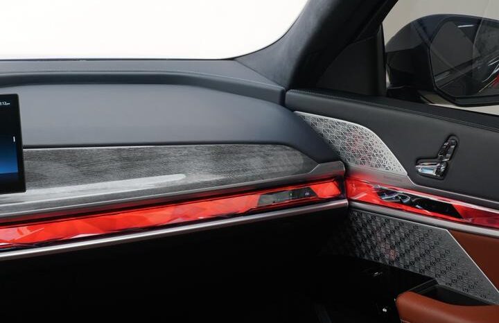 BMW 760I 2024 GCC full