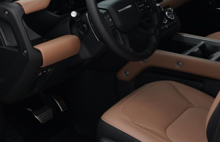 LAND ROVER DEFENDER 2025 GCC full