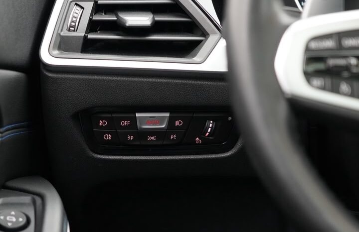 BMW 330i 2021 GCC KIT M full