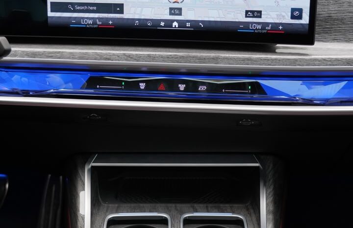 BMW 740I 2026 GCC full