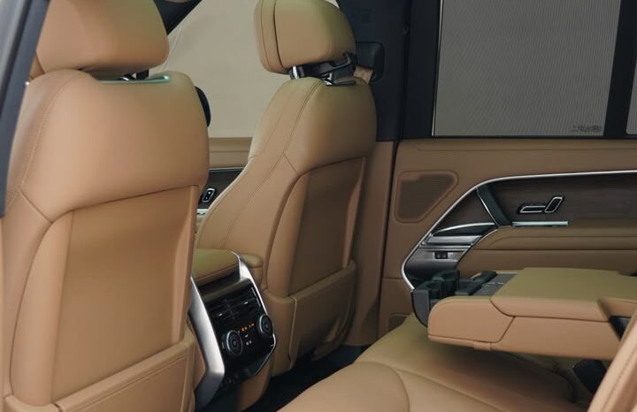 RANGE ROVER VOUGE HSE 2024 full