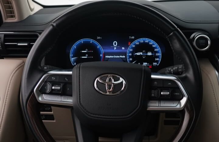 TOYOTA LAND CRUISER VXR FULL OPTION 2025 full
