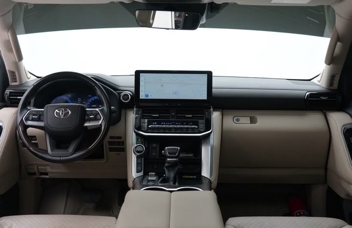 TOYOTA LAND CRUISER VXR FULL OPTION 2025 full