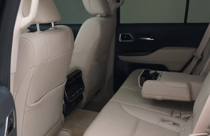 TOYOTA LAND CRUISER VXR FULL OPTION 2025 full