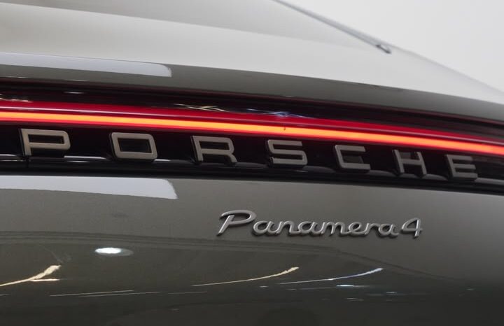 PORSCHE PANAMERA 4 2022 full